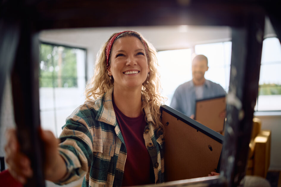 Recomeço Financeiro Após o Divórcio: Do Caos à Organização 1 Recomeço financeiro de uma mulher após o divórcio